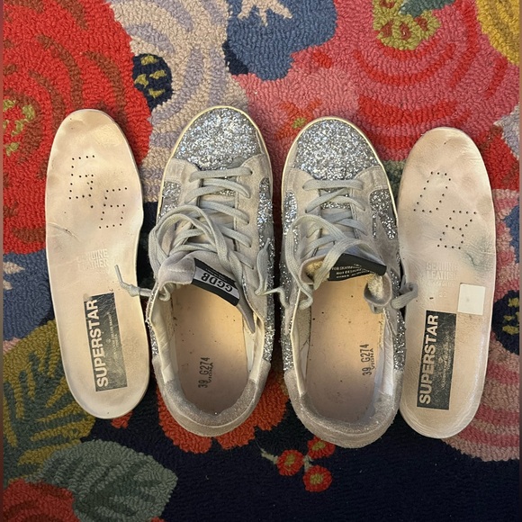 Women's Superstar in Silver Glitter Ice-Gray Suede Star - Picture 4 of 16